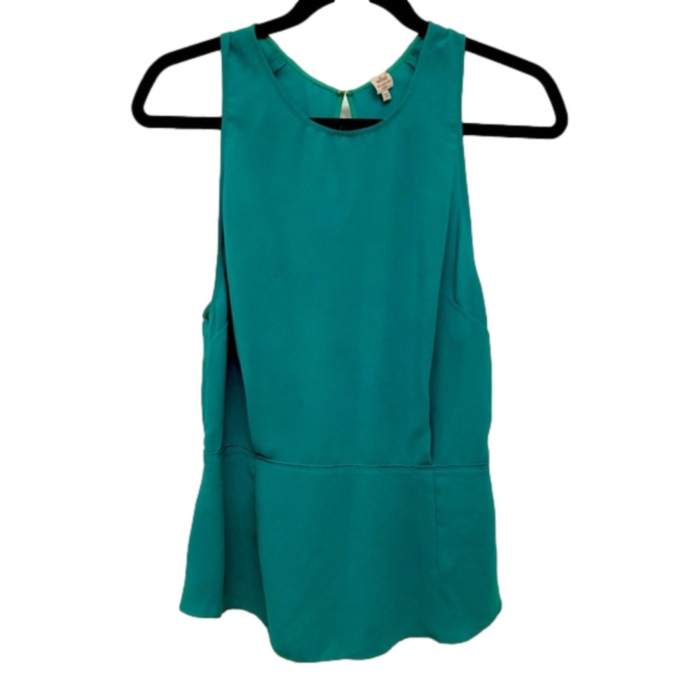𝅺aritzia Wilfred Green Open-Back Peplum Top